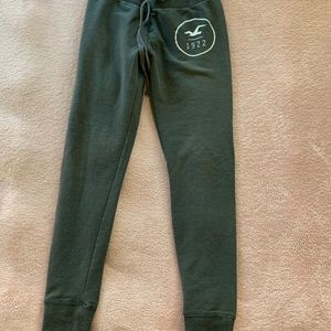 hollister joggers